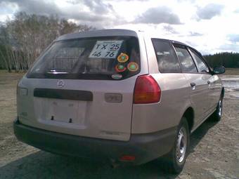 2002 Nissan AD Wagon Photos