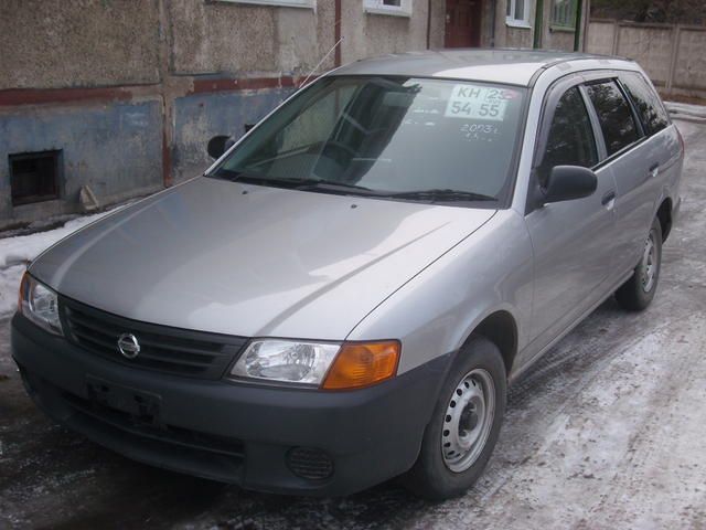 2003 Nissan AD Wagon
