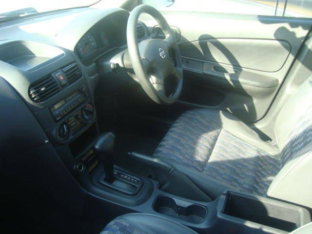 2003 Nissan AD Wagon