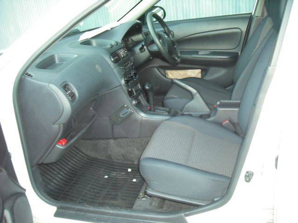 2004 Nissan AD Wagon