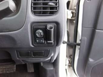 2004 Nissan AD Wagon For Sale