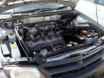 2004 Nissan AD Wagon Pictures