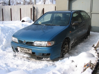 1995 Nissan Almera