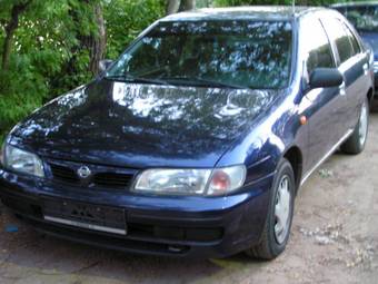 1997 Nissan Almera