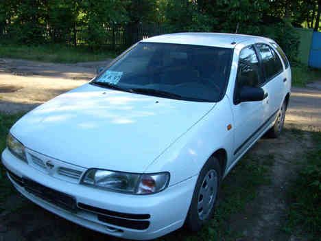 1997 Nissan Almera