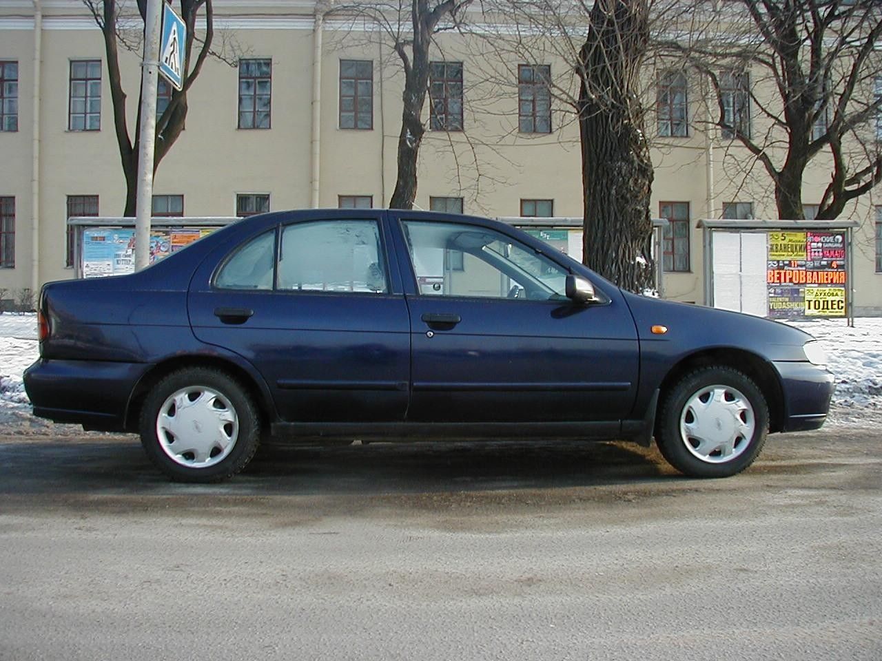 1997 Nissan Almera