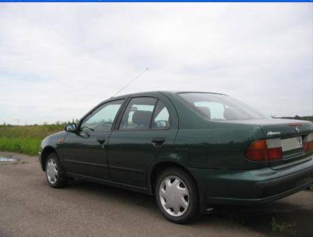 1997 Nissan Almera