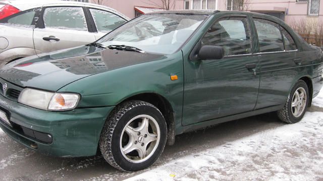 1997 Nissan Almera