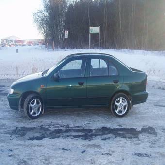 1998 Nissan Almera