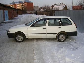 1998 Nissan Almera