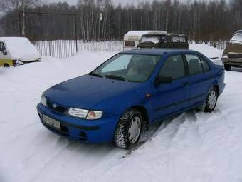 1998 Nissan Almera