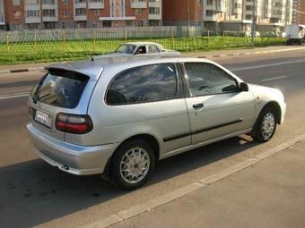 1998 Nissan Almera