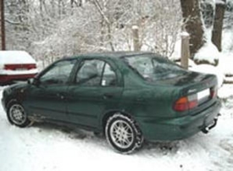 1998 Nissan Almera