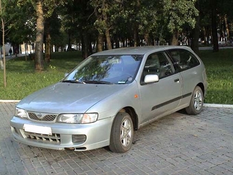 1998 Nissan Almera