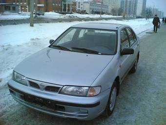 1998 Nissan Almera