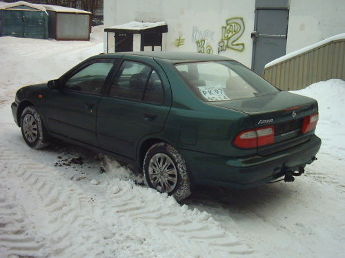 1998 Nissan Almera