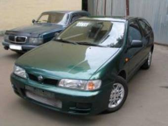 1998 Nissan Almera