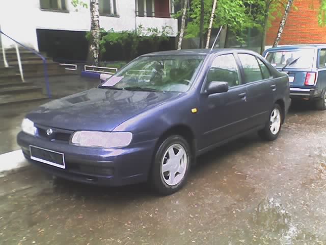 1998 Nissan Almera