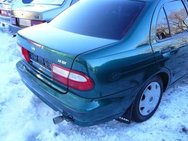 1998 Nissan Almera