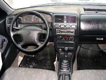 Nissan Almera