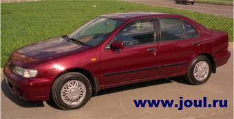 1998 Nissan Almera Images