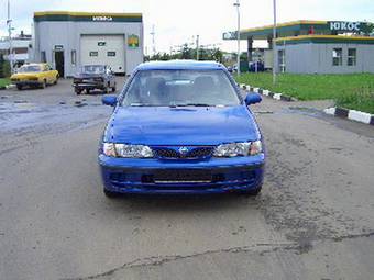 1999 Nissan Almera