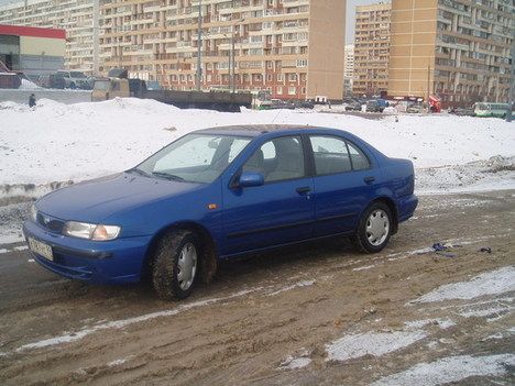 1999 Nissan Almera