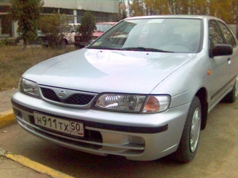 1999 Almera