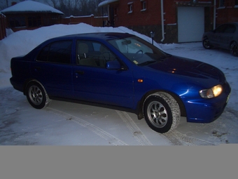 1999 Nissan Almera