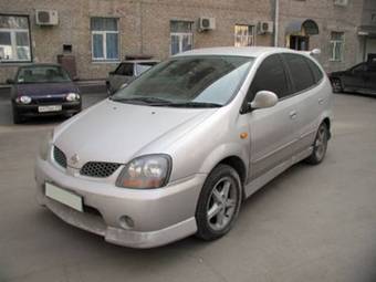1999 Nissan Almera