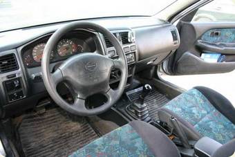 1999 Almera