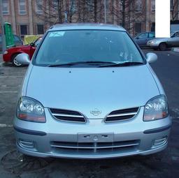 1999 Nissan Almera Pictures