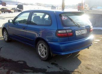 1999 Nissan Almera Photos