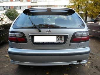 1999 Nissan Almera Pictures