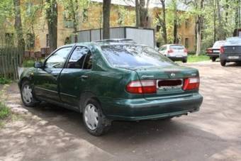 1999 Nissan Almera Photos