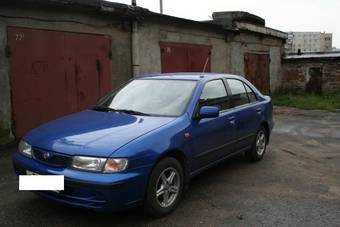 1999 Nissan Almera Pics