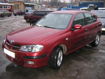 2000 Nissan Almera