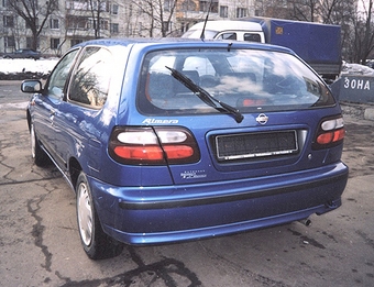 2000 Almera