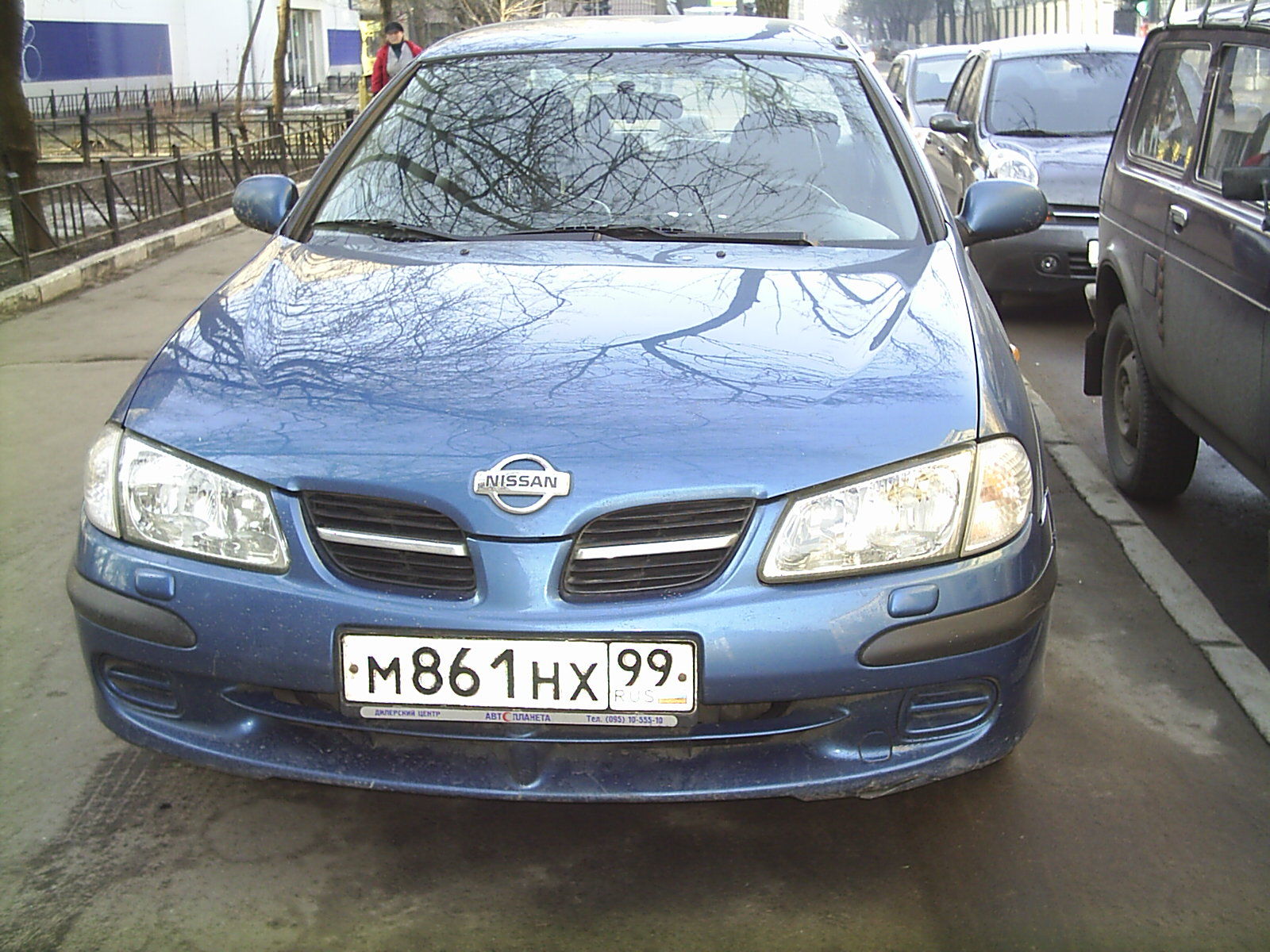 2000 Nissan Almera