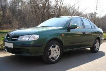 2000 Nissan Almera