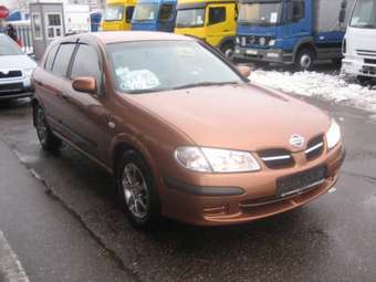 2000 Nissan Almera