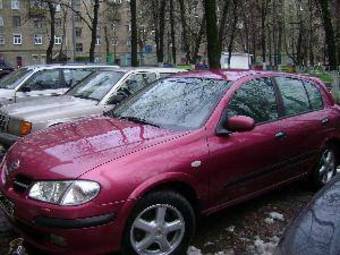 2000 Nissan Almera Pictures