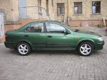 2000 Nissan Almera Photos