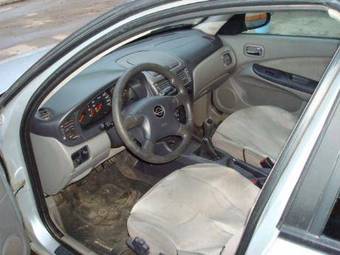 2000 Nissan Almera Pics