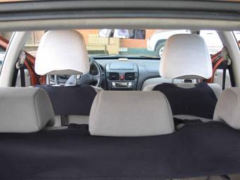 2000 Nissan Almera Photos