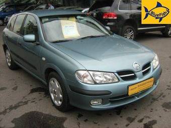 2000 Nissan Almera Photos