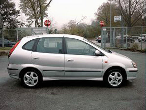 2001 Nissan Almera