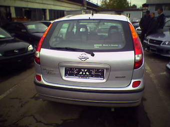 2001 Almera
