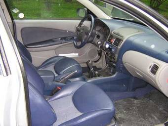 2001 Almera
