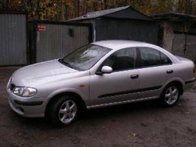 2001 Nissan Almera